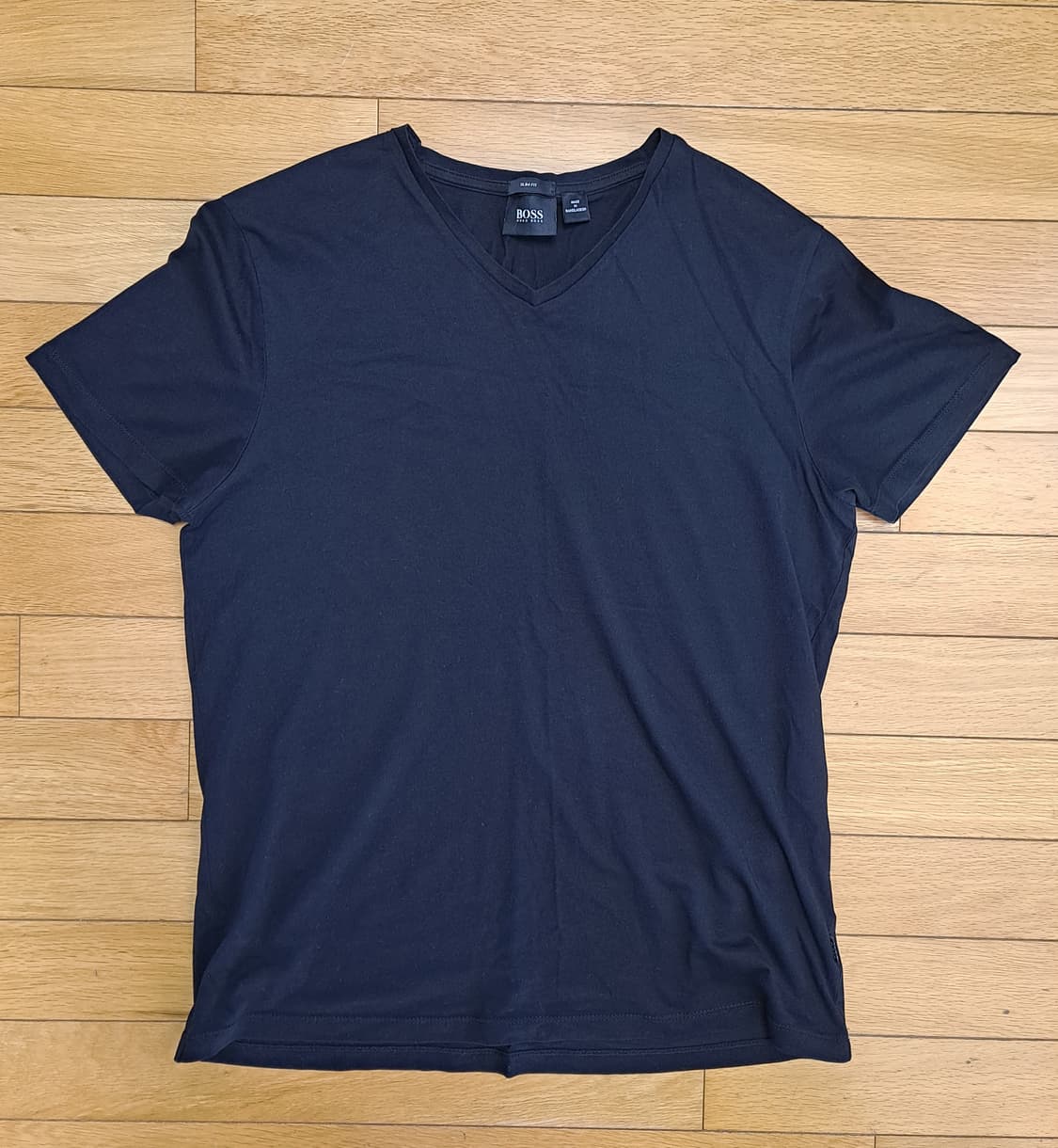 HUGO BOSS 남성 V넥 티셔츠 (Slim Fit) / 사이즈: L 상품이미지2