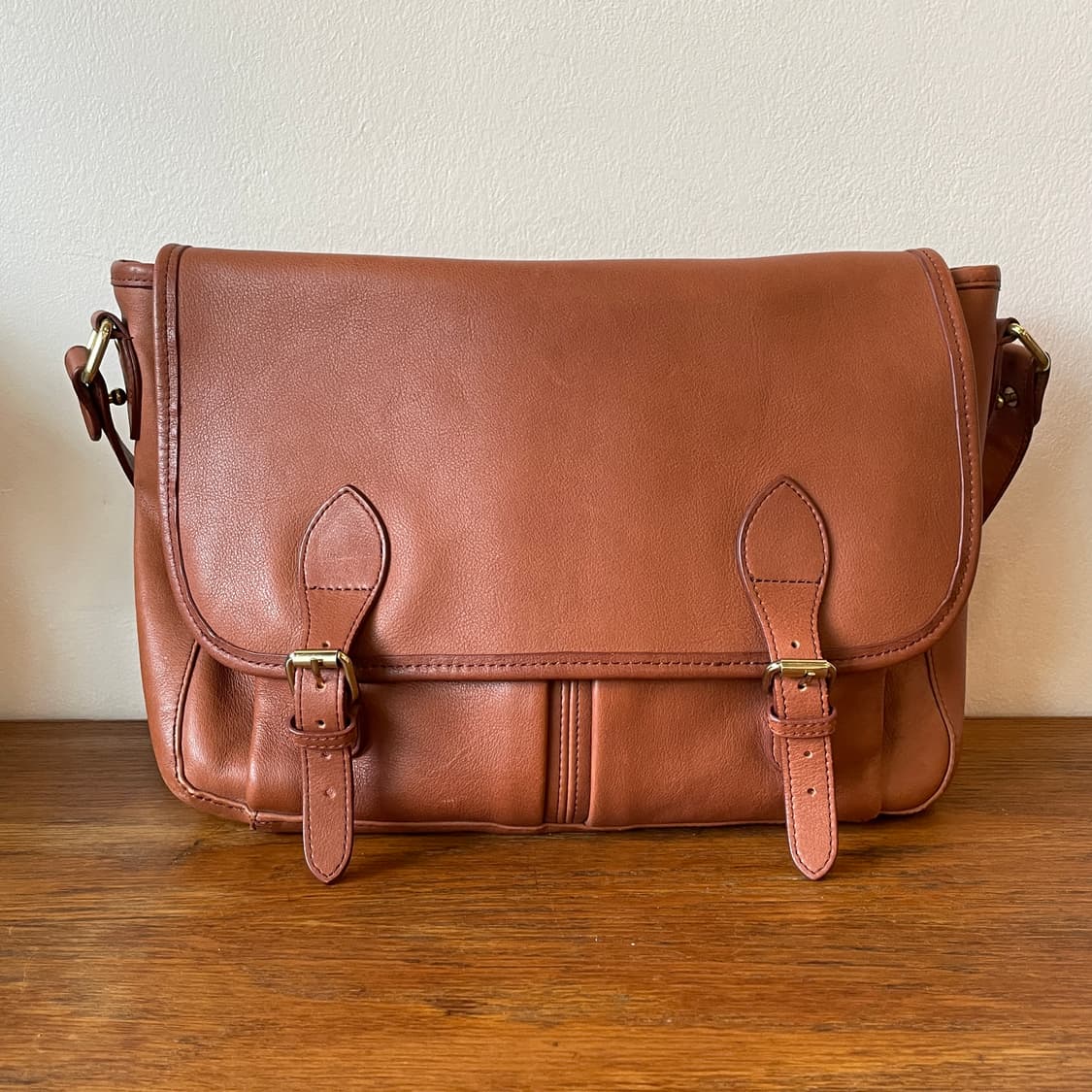 A.P.C. Leather Messenger Bag 상품이미지2