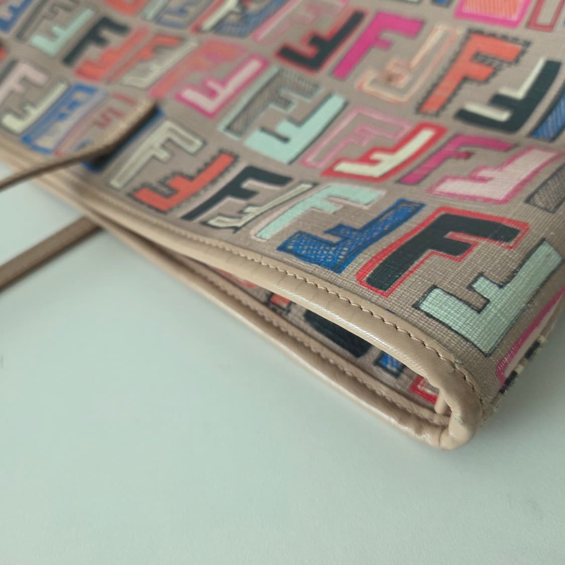 FENDI 펜디 정품 FF 멀티컬러 쇼퍼백 숄더백 멀티주카 보부상백 상품이미지8