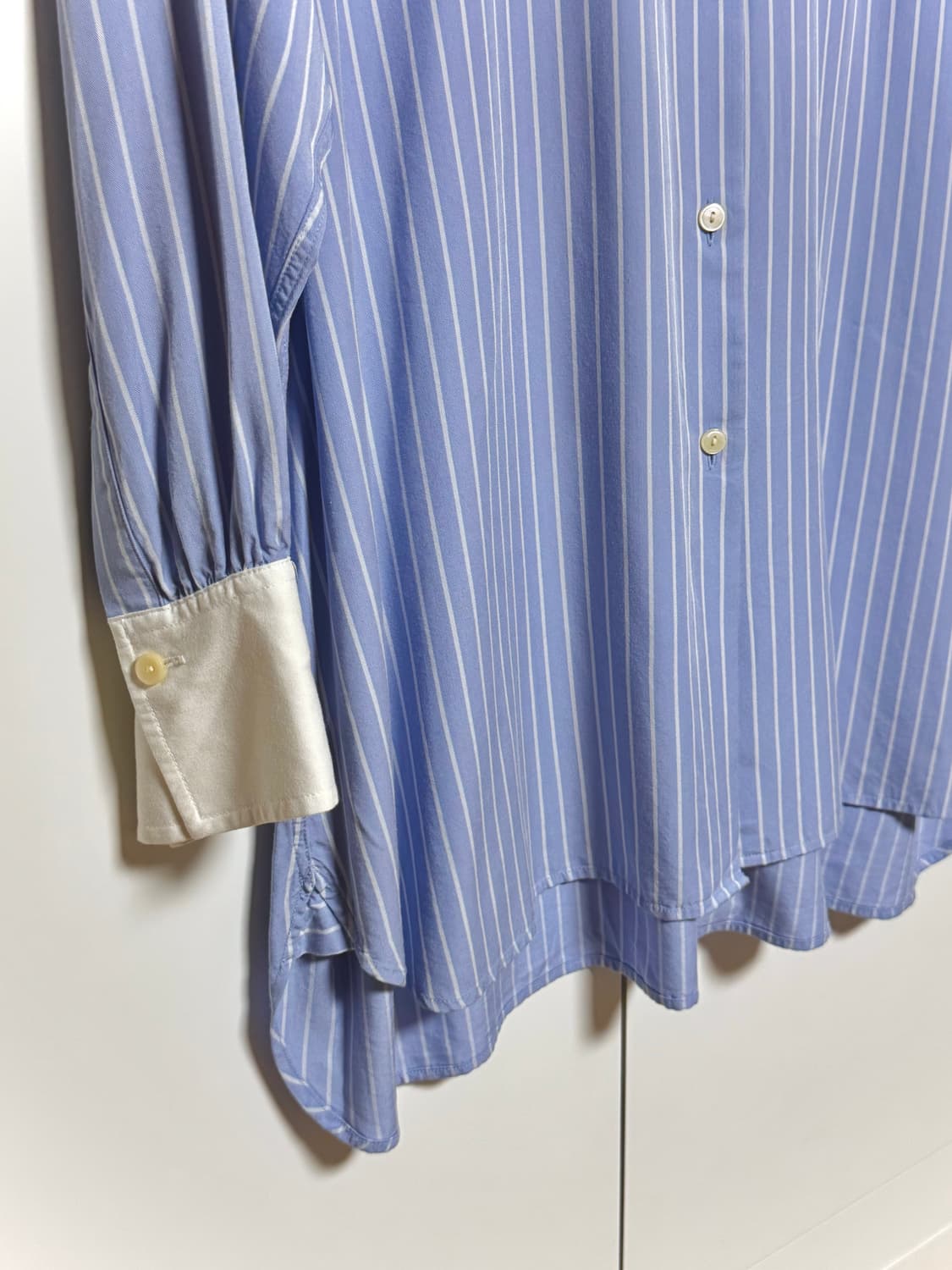 jw앤더슨 x 유니클로 셔츠 상품이미지6