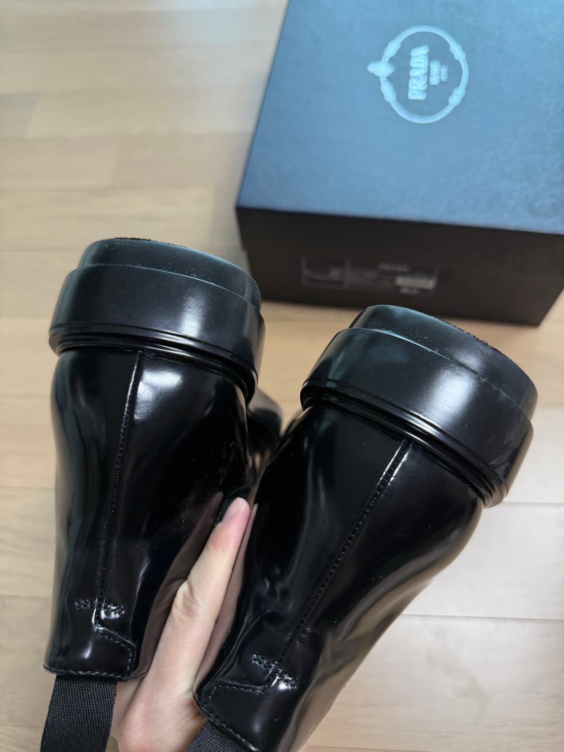 [270] 프라다 스퀘어토 부츠 상품이미지5