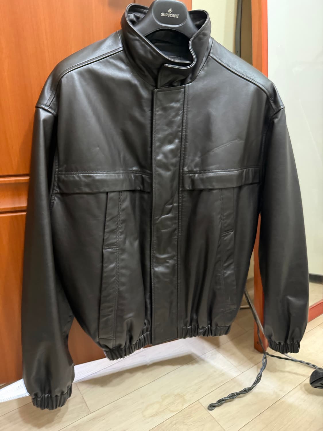 르메르 레더 블루종 s 23fw 상품이미지2