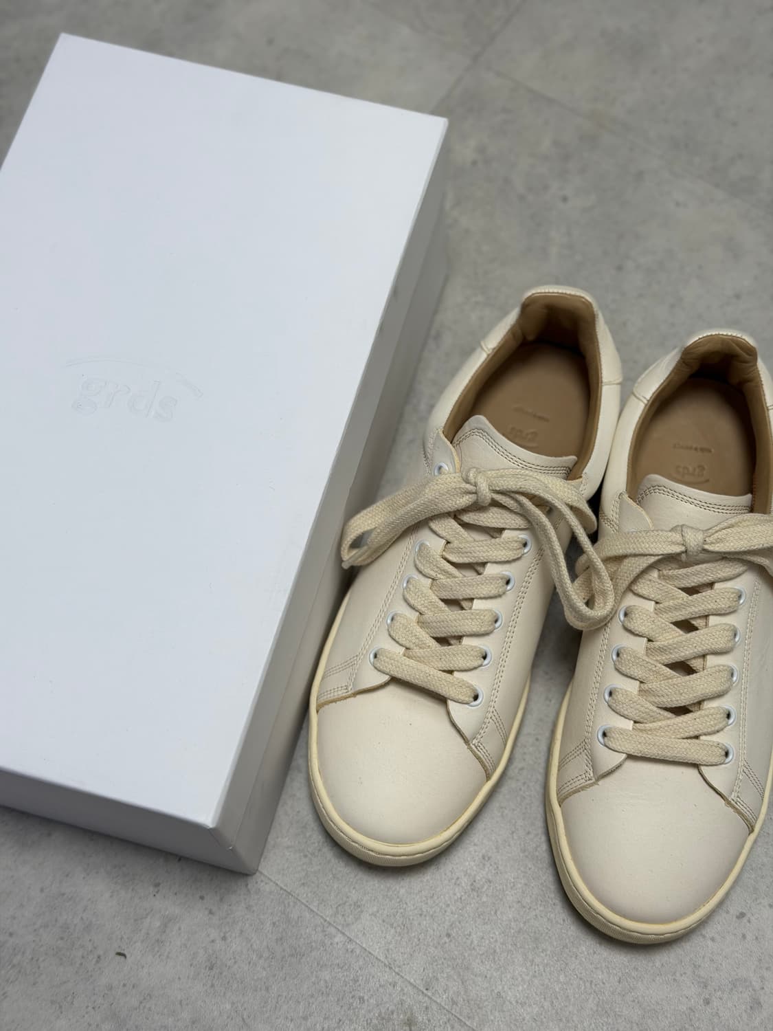 블루처12 시착만 해본 제품 판매합니다. (250) 상품이미지1