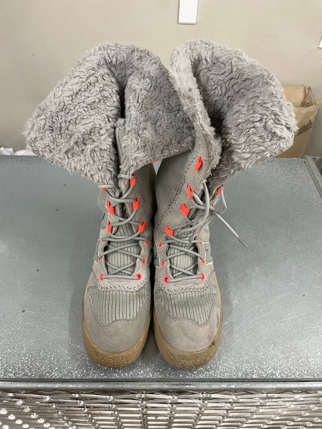 뉴발란스 니트 퍼 부츠 그레이 230 상품이미지5