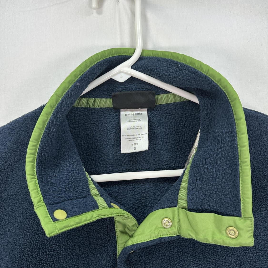 08FW 파타고니아 클래식 신칠라 스냅-티 플리스 네이비/라임 상품이미지3