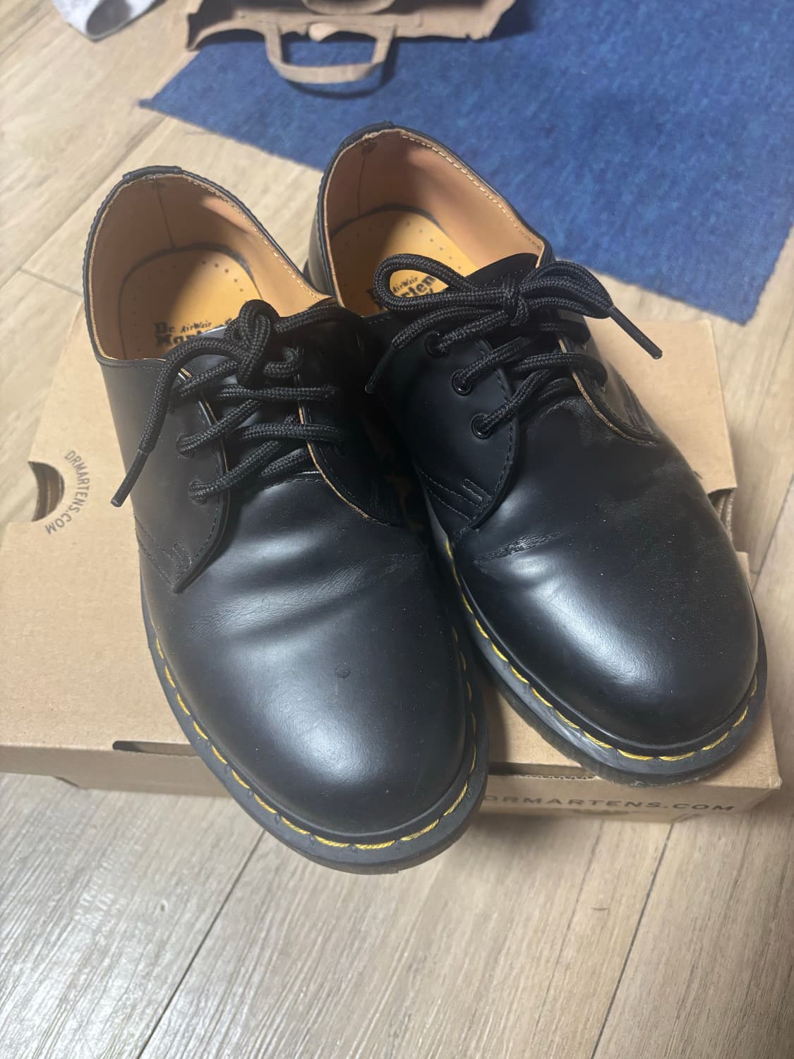 닥터마틴 1461 스무스 240 상품이미지1