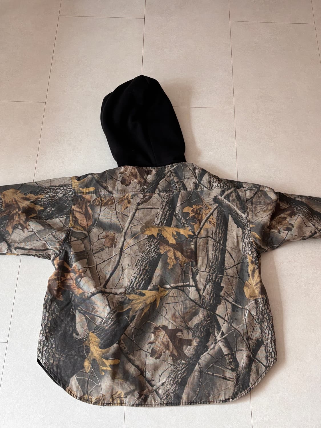 조용히 다시 떠오르는 리얼트리 패턴 집업 후디 L 상품이미지7