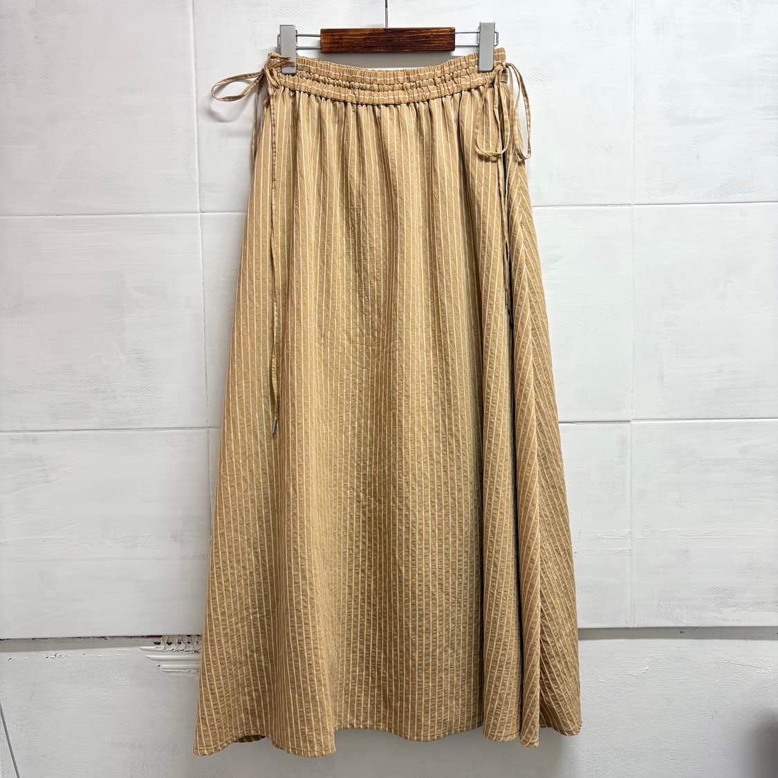 Angouleme 스트라이프 사이드 리본 롱 스커트 JPN 상품이미지1