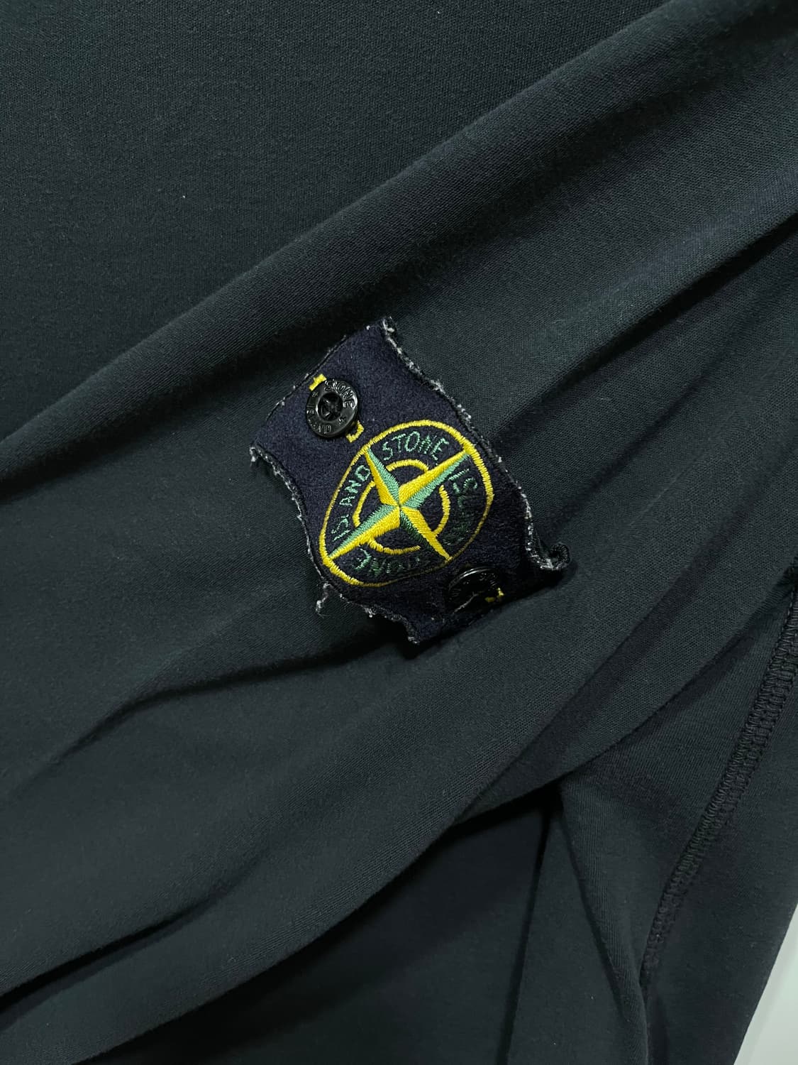 [L] Stone Island 스톤아일랜드 롱슬리브 블랙 상품이미지3
