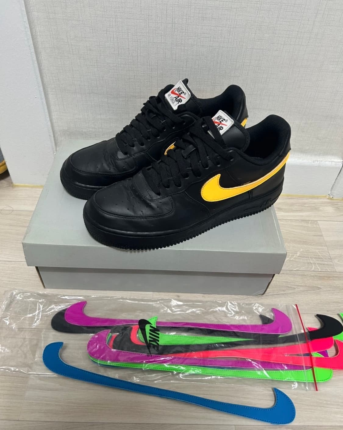 나이키 에어포스 스우시팩 270 상품이미지1