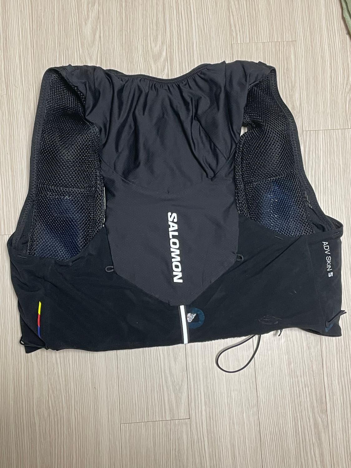 살로몬 ADV SKIN5 러너 베스트 m사이즈 블랙 상품이미지6