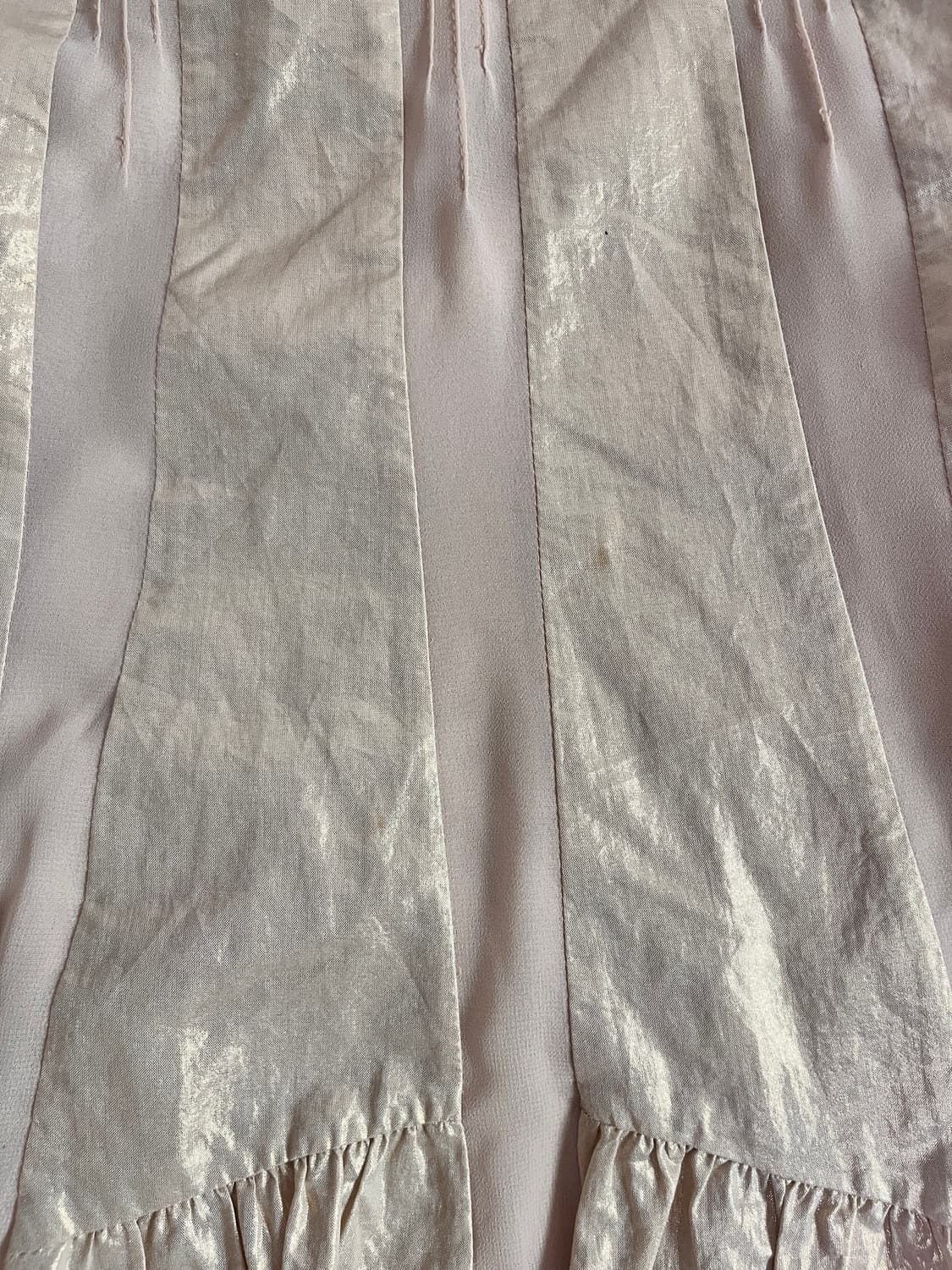 Glossy beige midi skirt 상품이미지5
