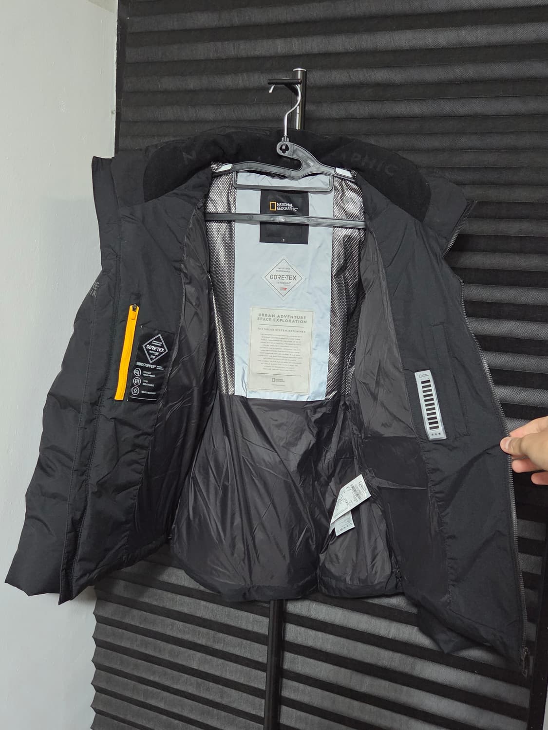 [내셔널지오그래픽] 고어텍스 구스다운 패딩 판매합니다. 상품이미지5