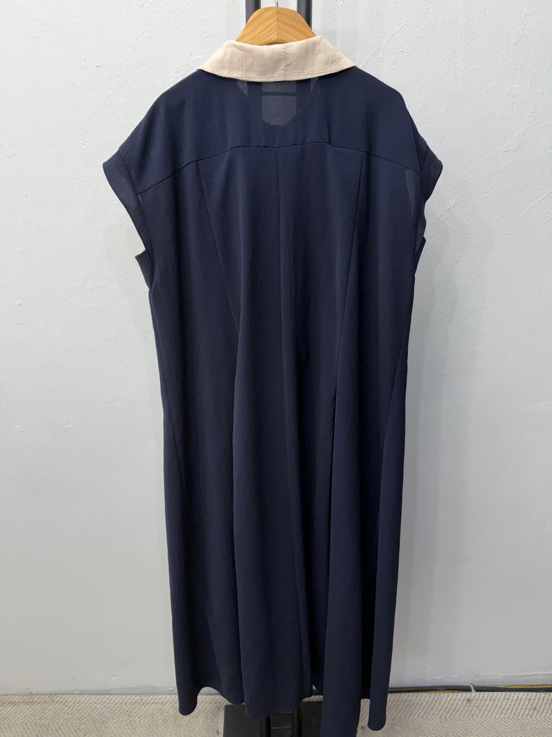 정품) TIME 한섬 네이비 카라 반팔 원피스 82 F 상품이미지5