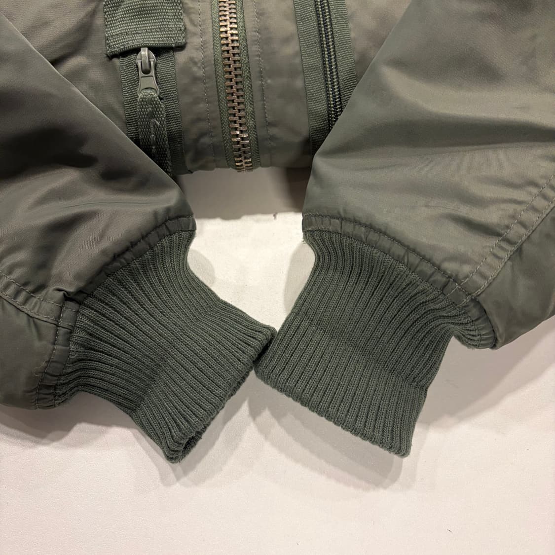 [M] PROPER 프로퍼 INC 항공 MA-1 봄버 자켓 카키 B606 상품이미지7