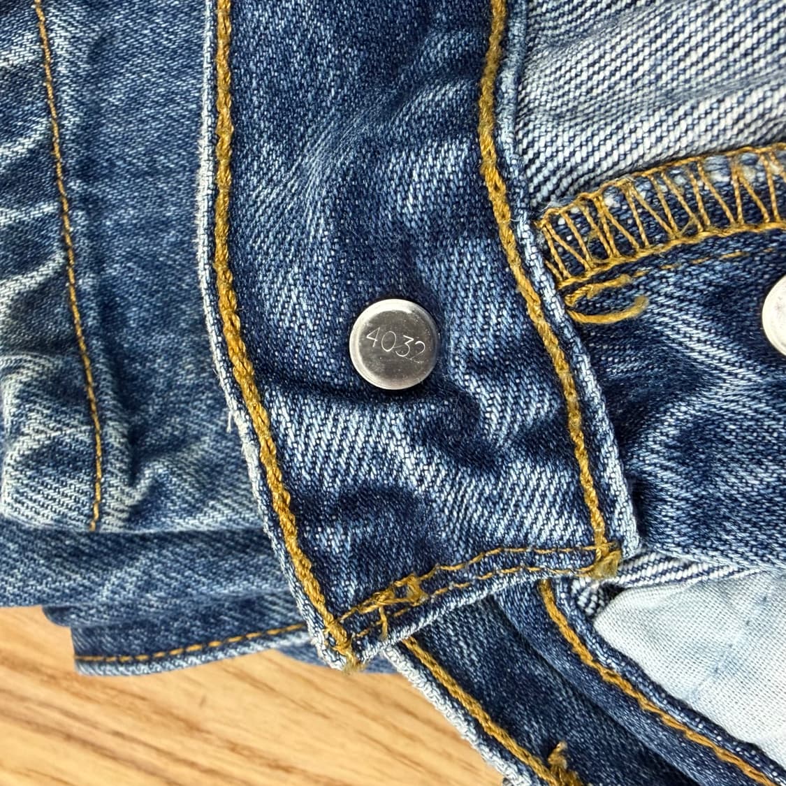 00s 리바이스 501 데님 (32) 상품이미지9
