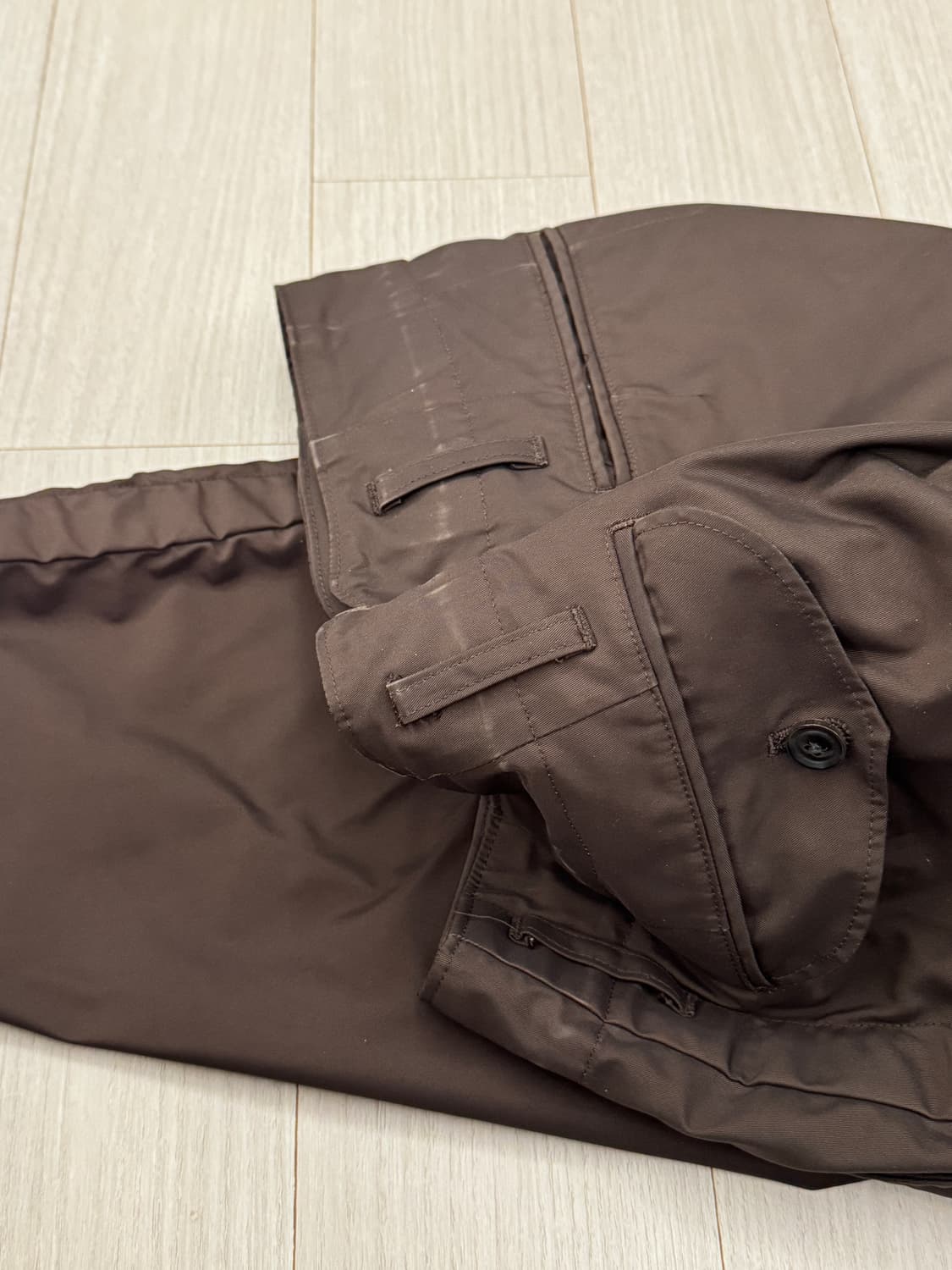 kolor 컬러 퍼커링 팬츠 브라운 2사이즈 상품이미지5