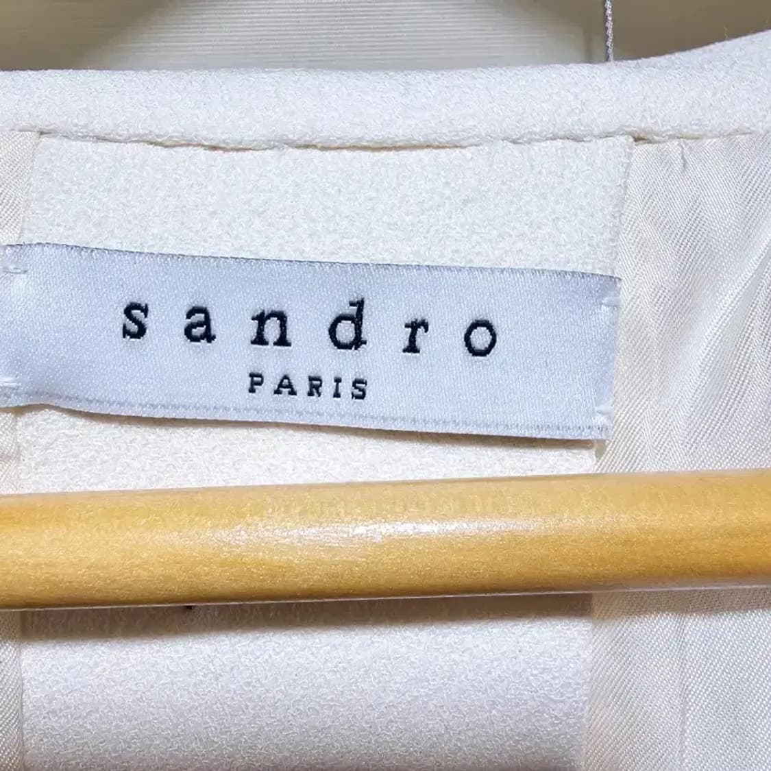 산드로 크롭 더블 버튼 자켓 아이보리 상품이미지8