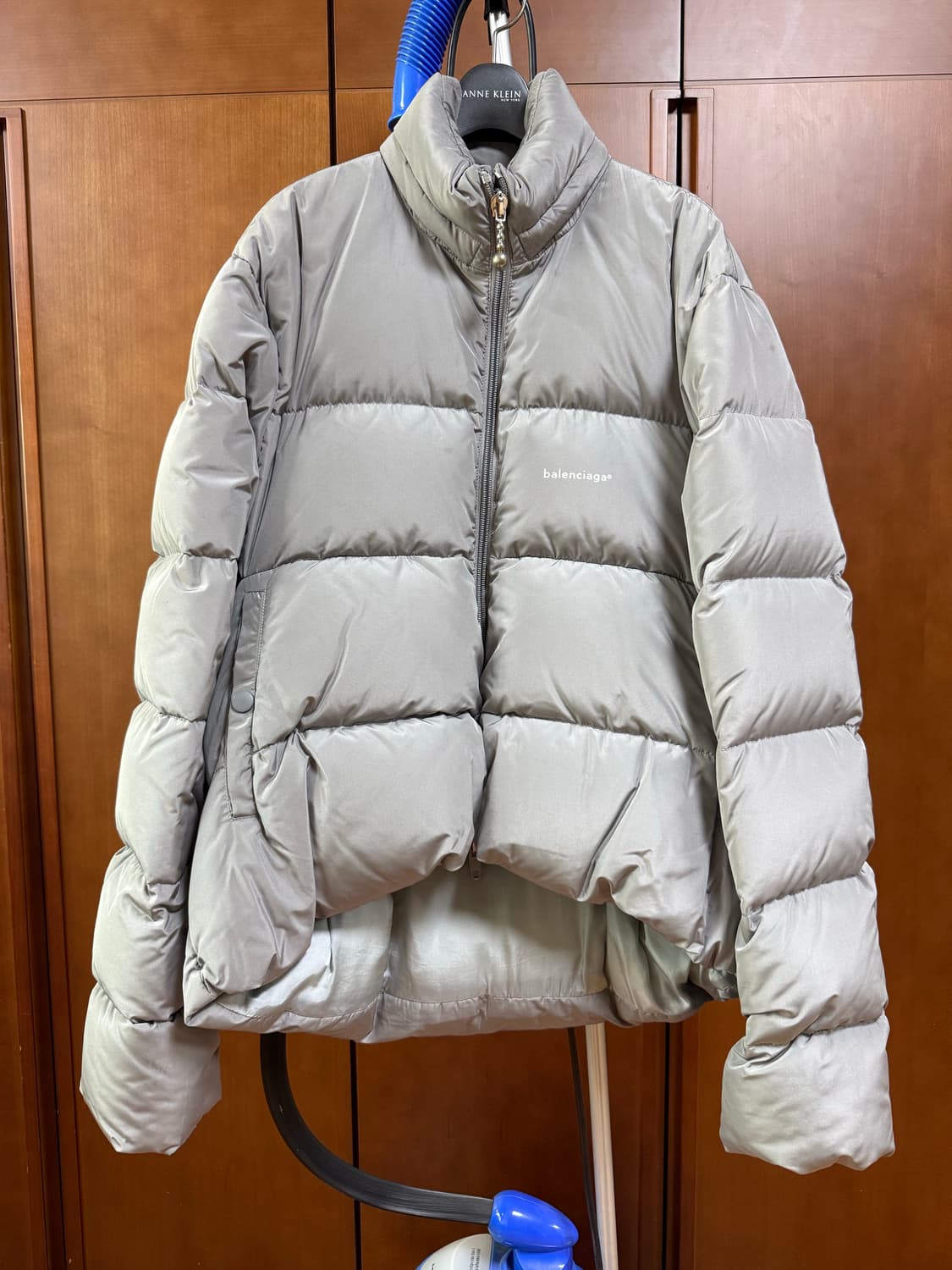 [46] 발렌시아가 c컬 패딩 그레이 초판 상품이미지2