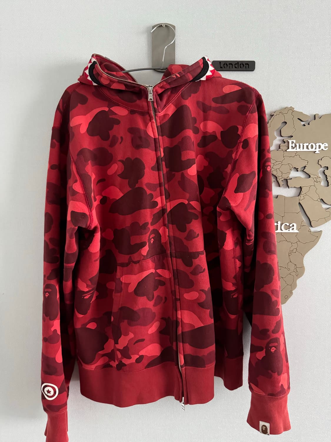 베이프 샤크 후드집업 판매합니다 상품이미지3