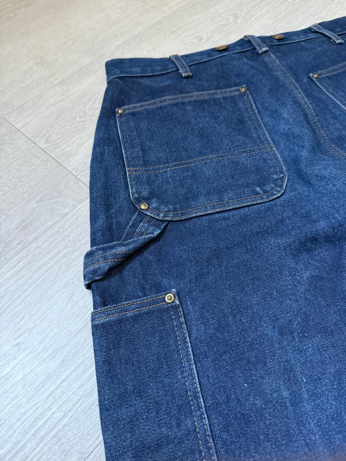 32x32 칼하트 더블니 데님 워크팬츠 상품이미지5