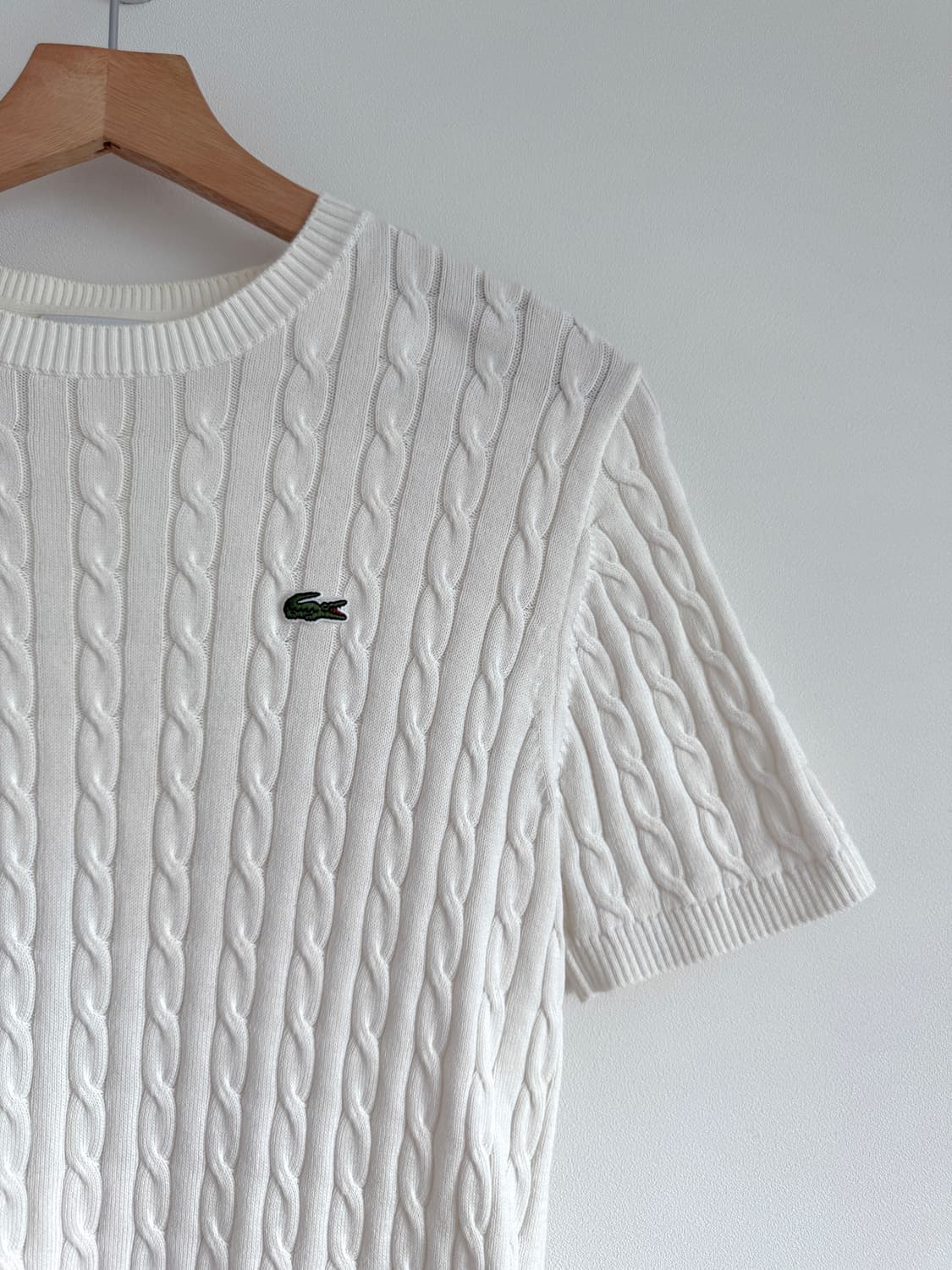 라코스테(LACOSTE) 반팔 꽈베기 니트 상품이미지3