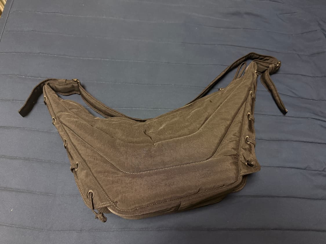 르메르 워터 리펠런트 나일론 캔버스 미디움 소프트 게임 백 다크 초콜릿 상품이미지2