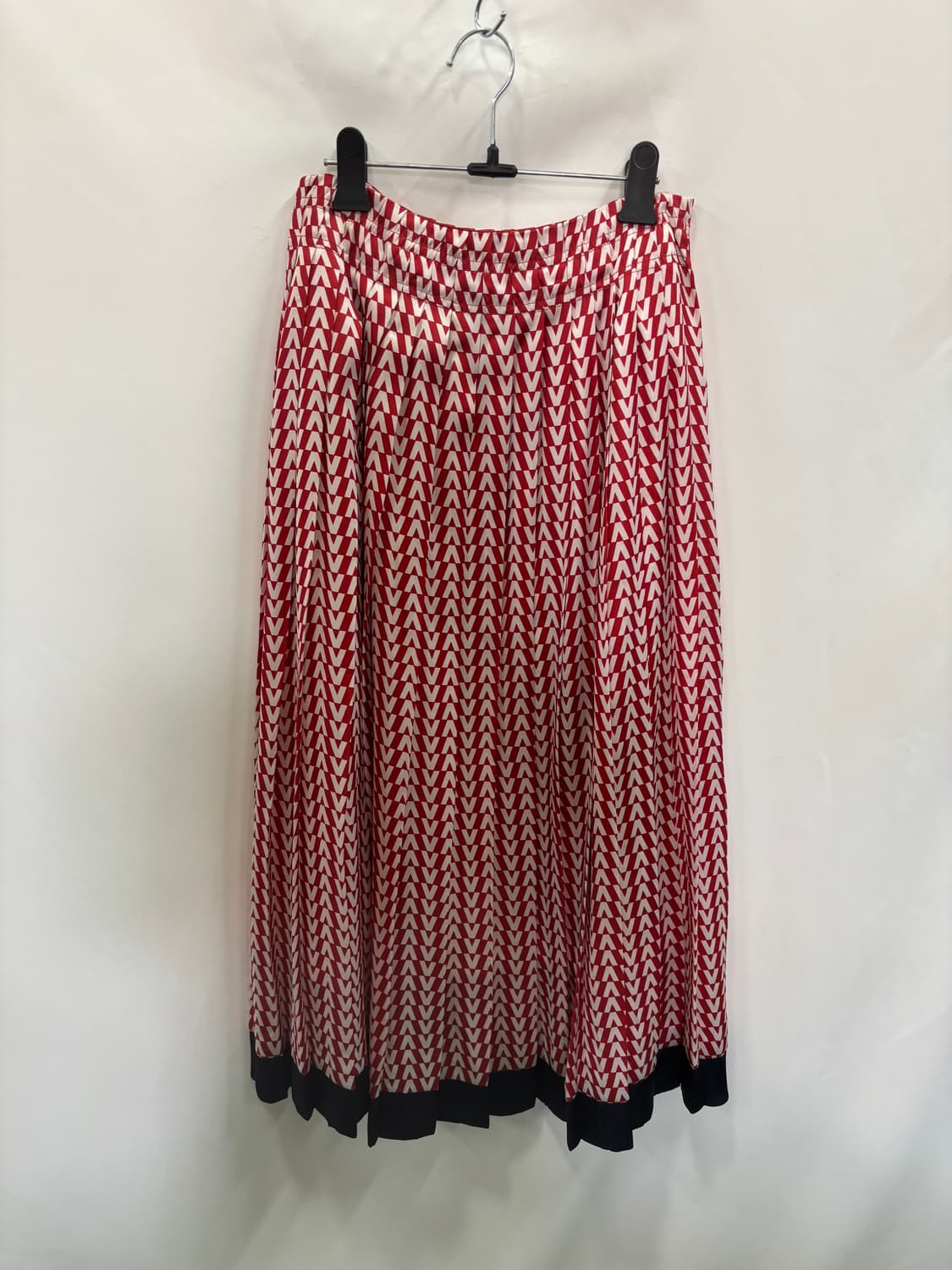 V 로고 모노그램 프린트 실크 롱 스커트 S 상품이미지4