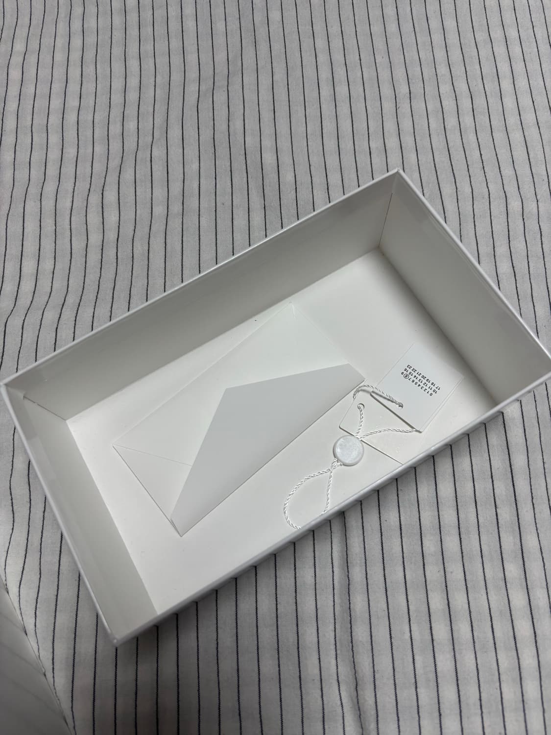 젠틀몬스터 마르지엘라 MM209 블랙 클리어 상품이미지3