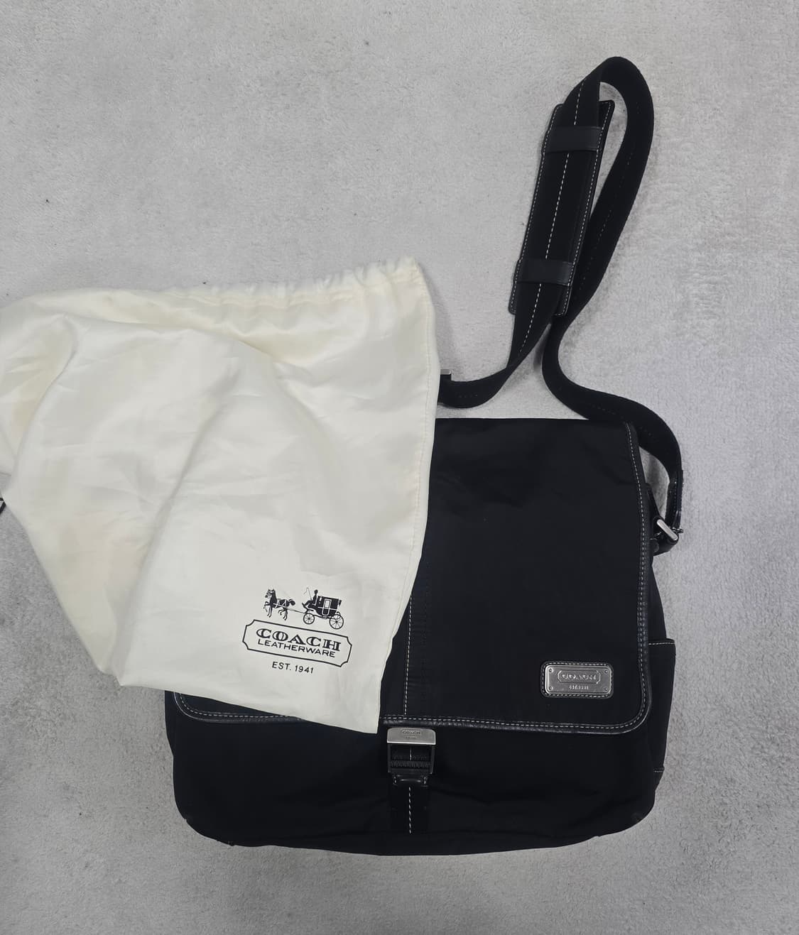 코치 바릭 나일론 맵 백 블랙 상품이미지1