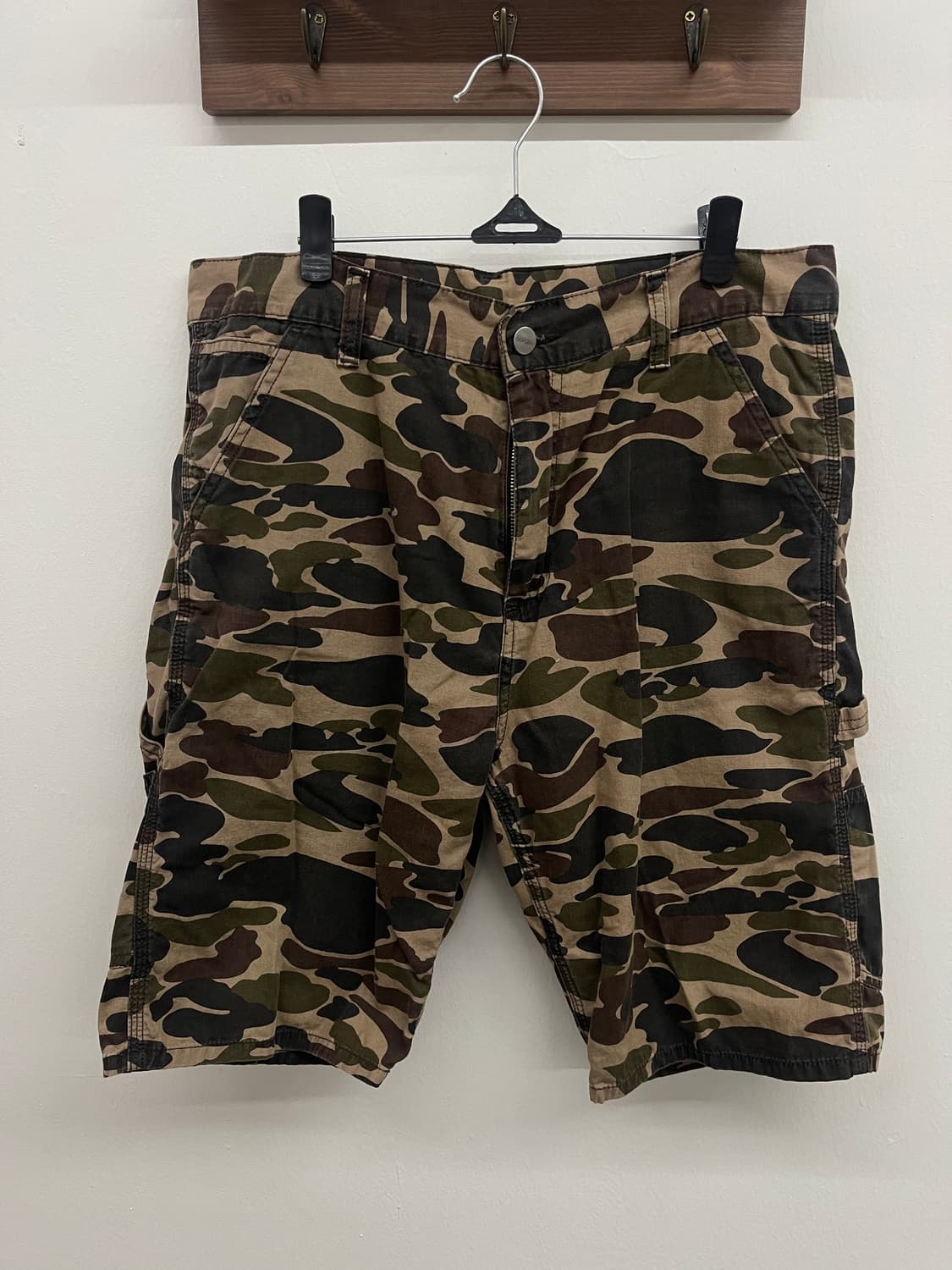 정품 칼하트 카모 반바지 30 상품이미지1