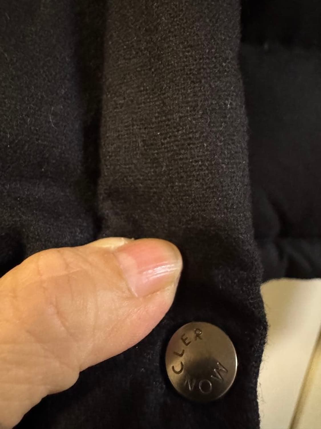 요지 야마모토 x 몽클레어 블랙 다운자켓 레이디스 상품이미지4