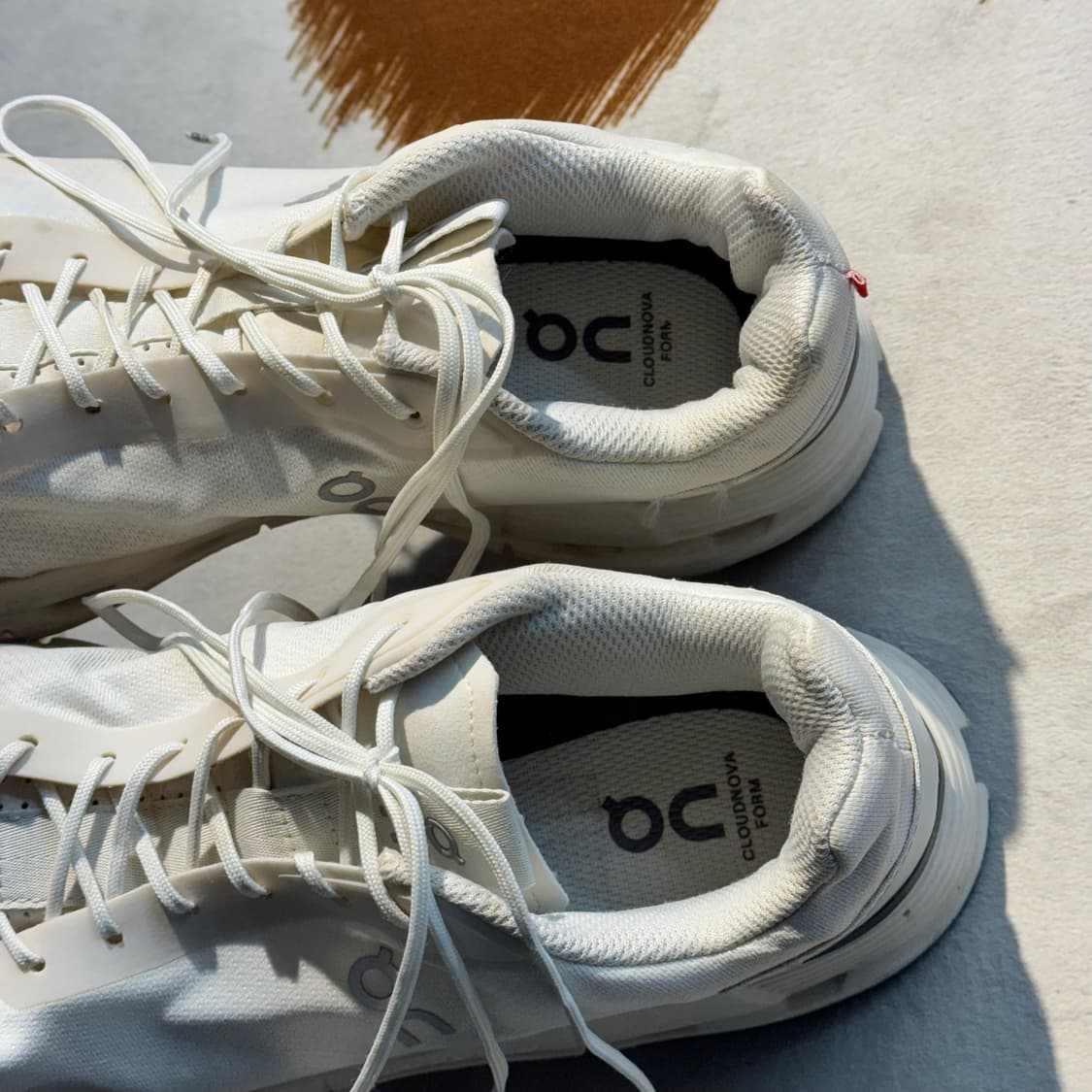 온러닝 클라우드 노바 폼 화이트 이클립스 (275) 상품이미지6