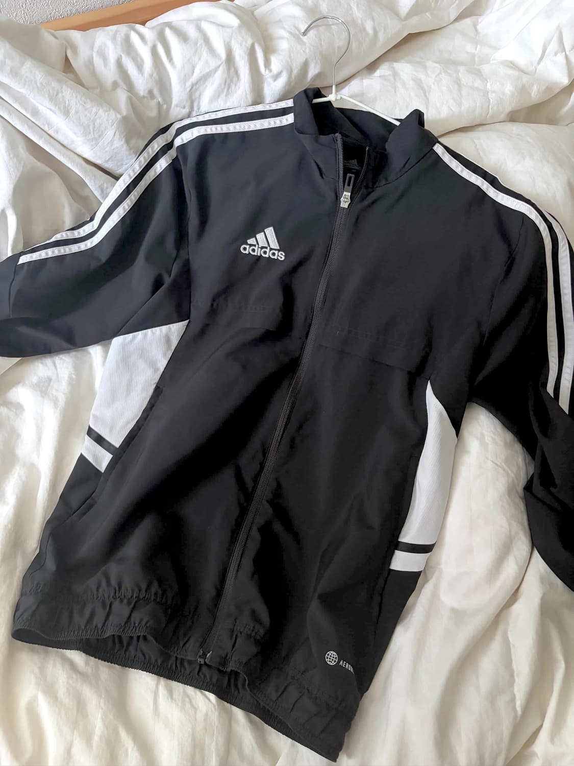 아디다스 슬림핏 바람막이 블랙 상품이미지1