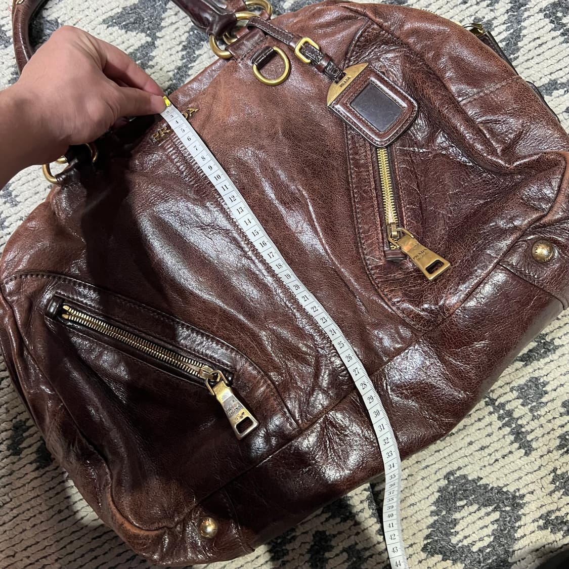 Prada 프라가 브라운 레더 핸드백 상품이미지9