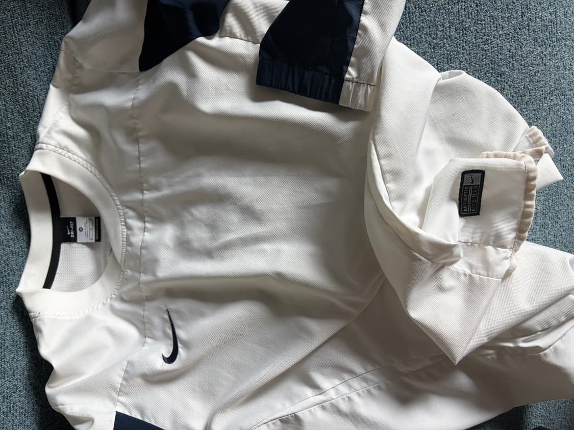 나이키 드라이핏 긴팔 M 상품이미지1