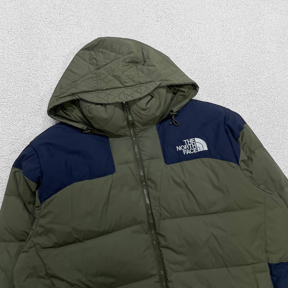 노스페이스 구스다운 700 후드 패딩 카키 상품이미지2