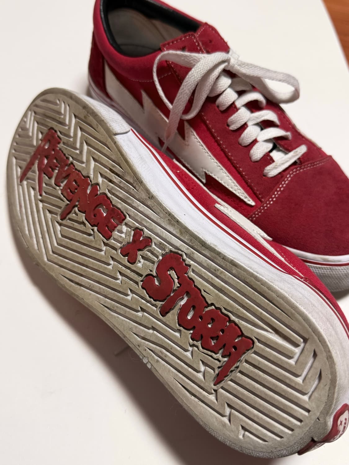 이안코너 리벤지스톰 레드 270 상품이미지2