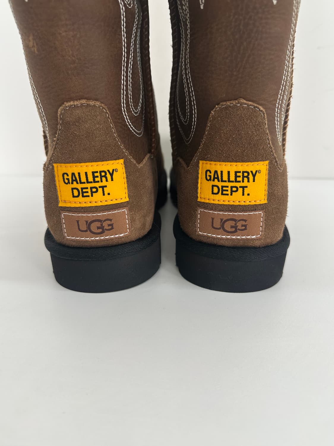 어그 x 갤러리 디파트먼트 스티치 부츠 280 새상품 상품이미지4