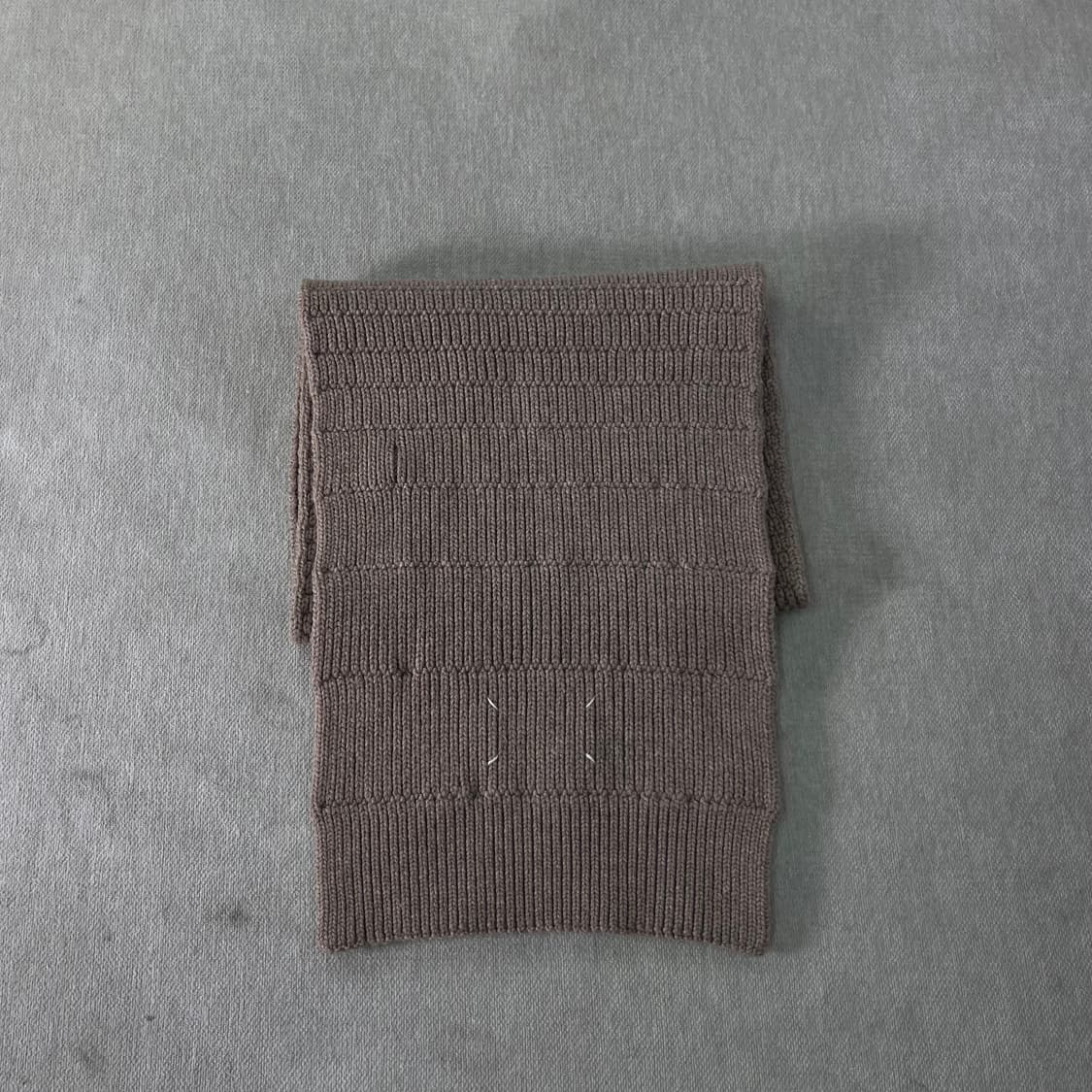 메종마르지엘라 베이지 니트 머플러 상품이미지2