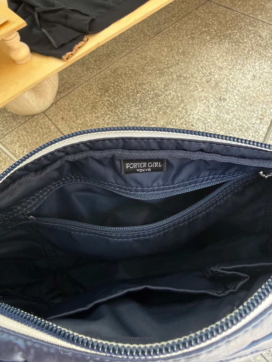 PORTER GIRL MOUSSE SHOULDER BAG NAVY 상품이미지6