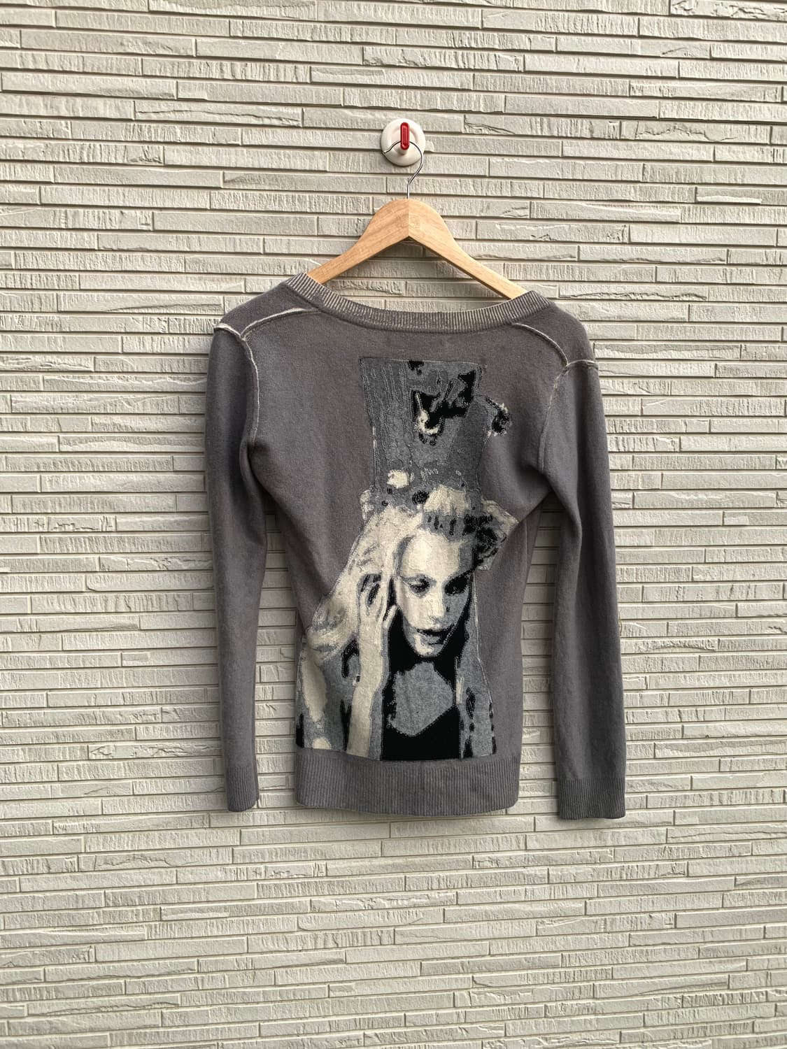 알렉산더 왕 자수 니트 (grey) 상품이미지1