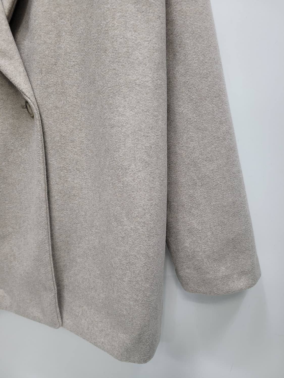 ZARA 자라 오버핏 더블 숏 코트 / 여 L 오트밀
 상품이미지3