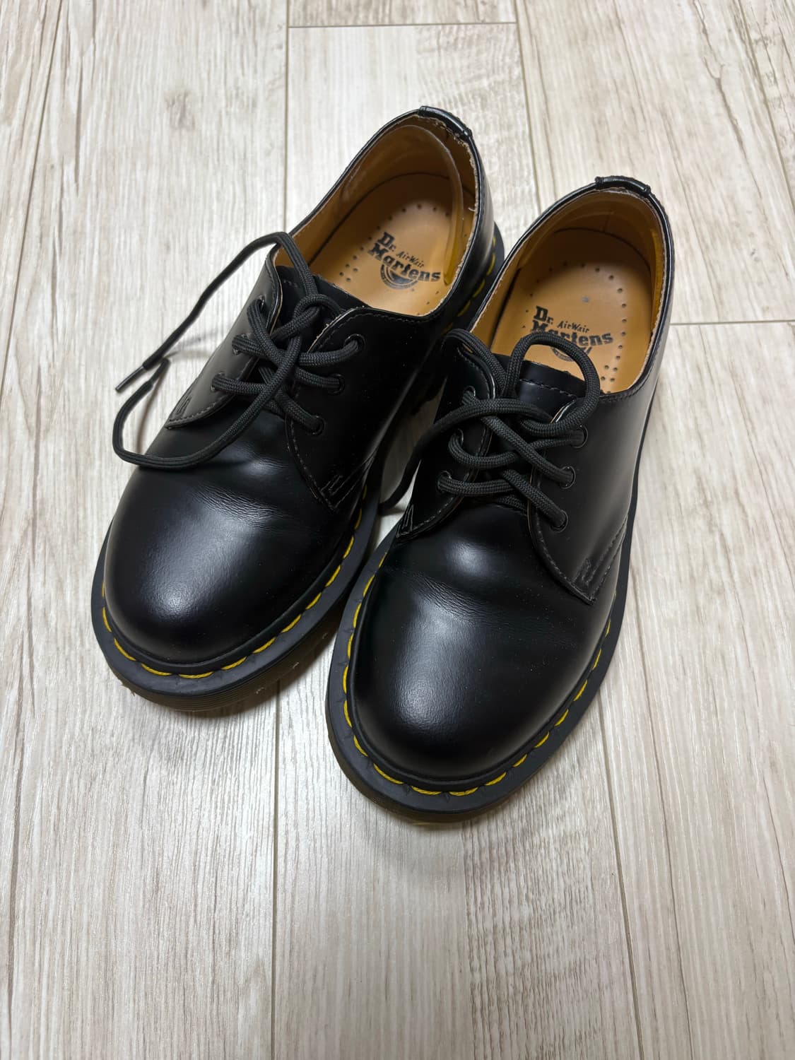 닥터마틴 1461 3홀 스무스 220 상품이미지1