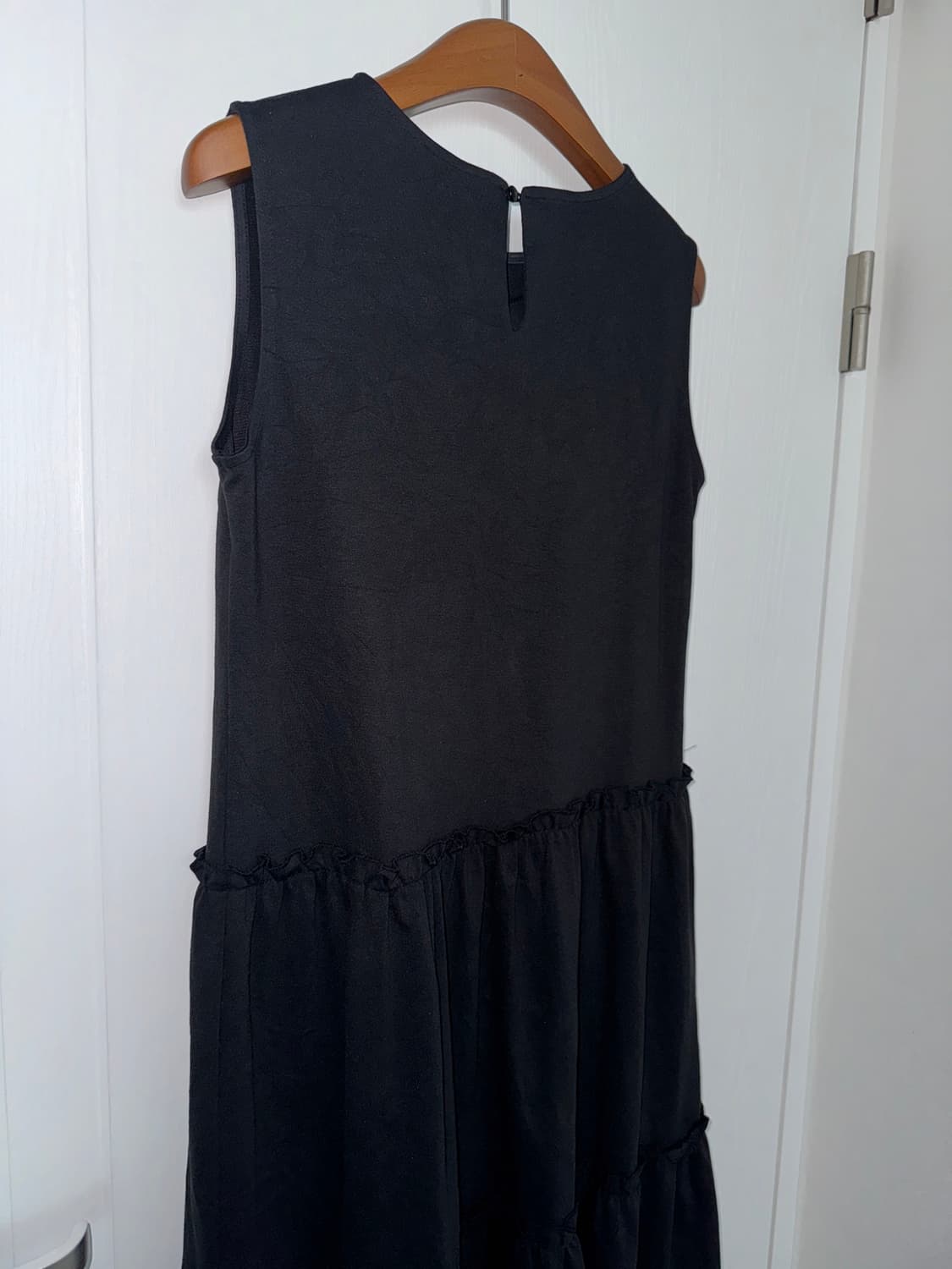 Black Tiered Sleeveless Dress 상품이미지4