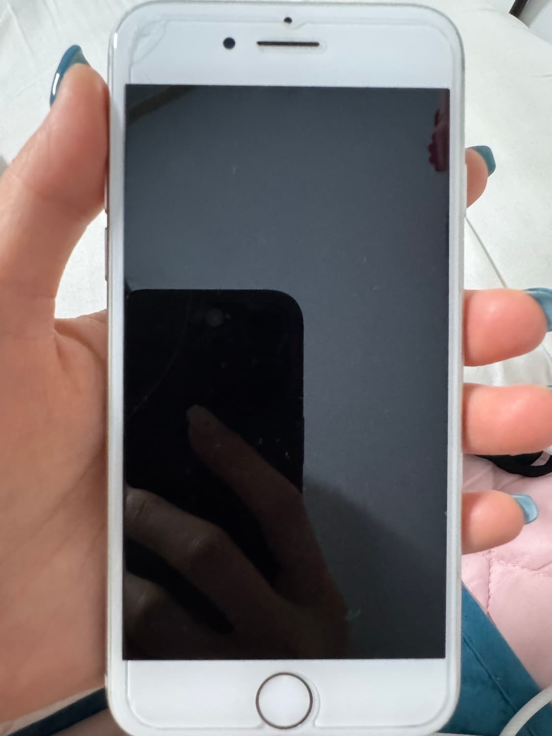 아이폰8 실버 화이트 S급 256기가 배터리 성능 81 상품이미지2