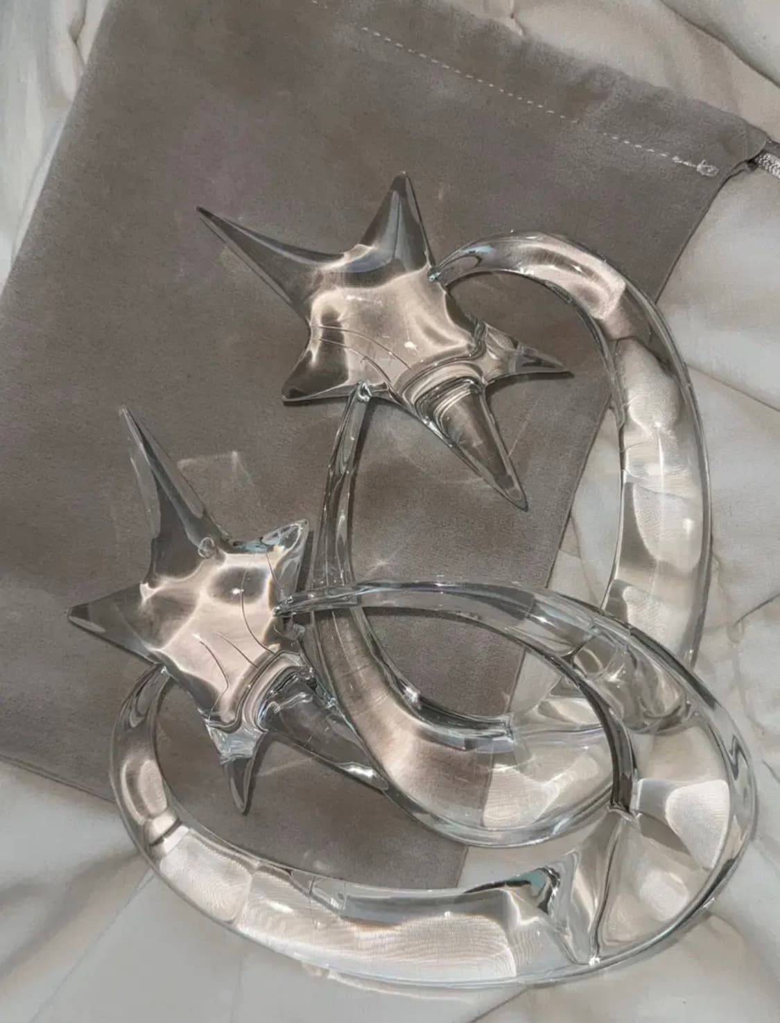 에보튠즈 르세라핌 사쿠라 에어팟 맥스 케이스 상품이미지1