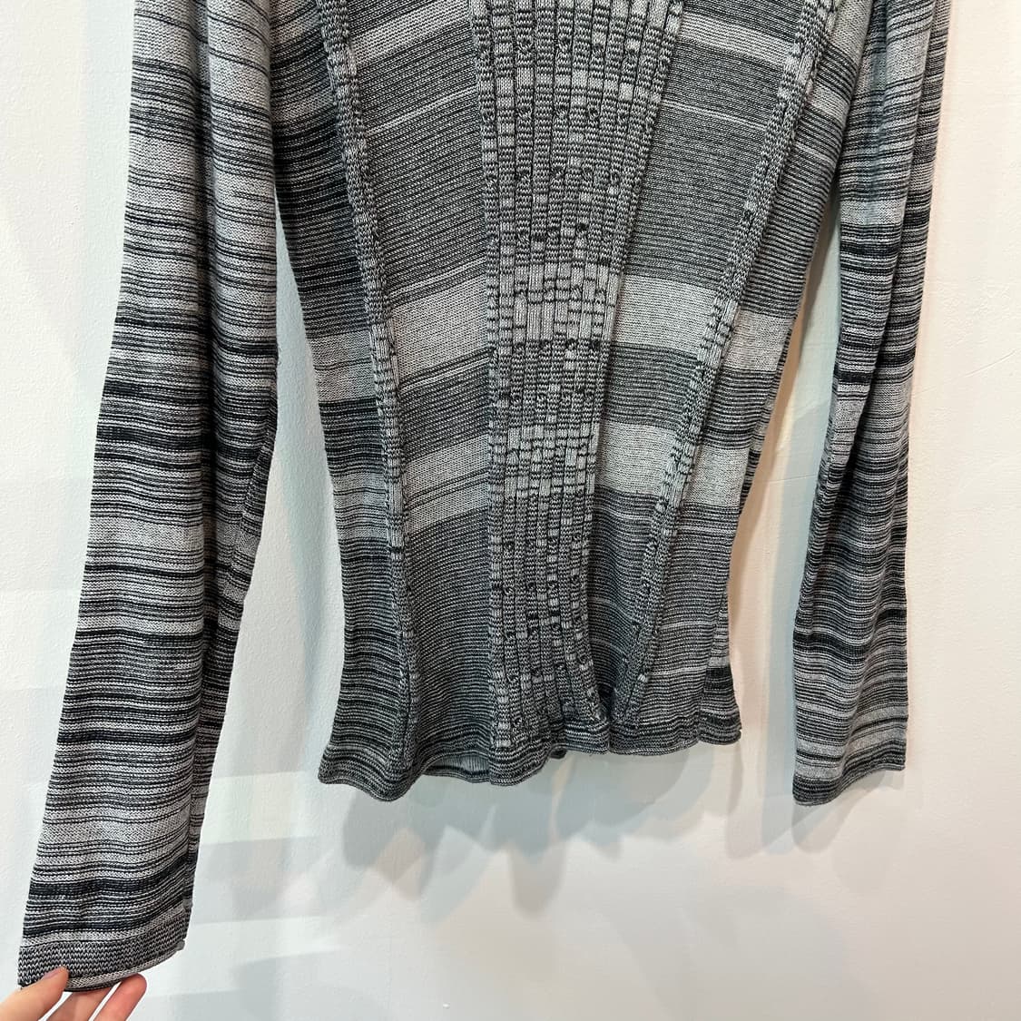 그레이 패턴 니트 상품이미지5