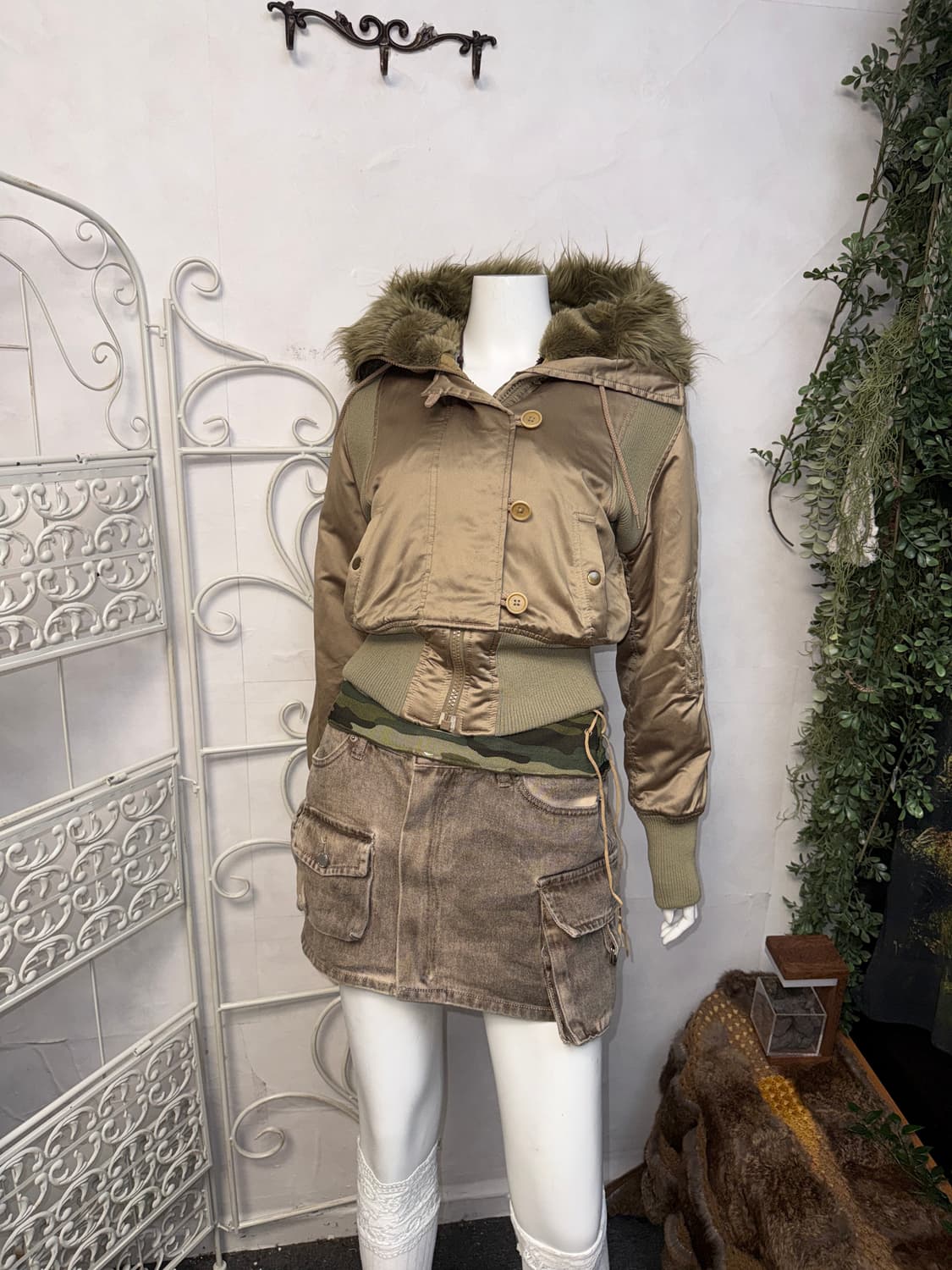 Armani Exchange khaki satin N-2B bomber  상품이미지5