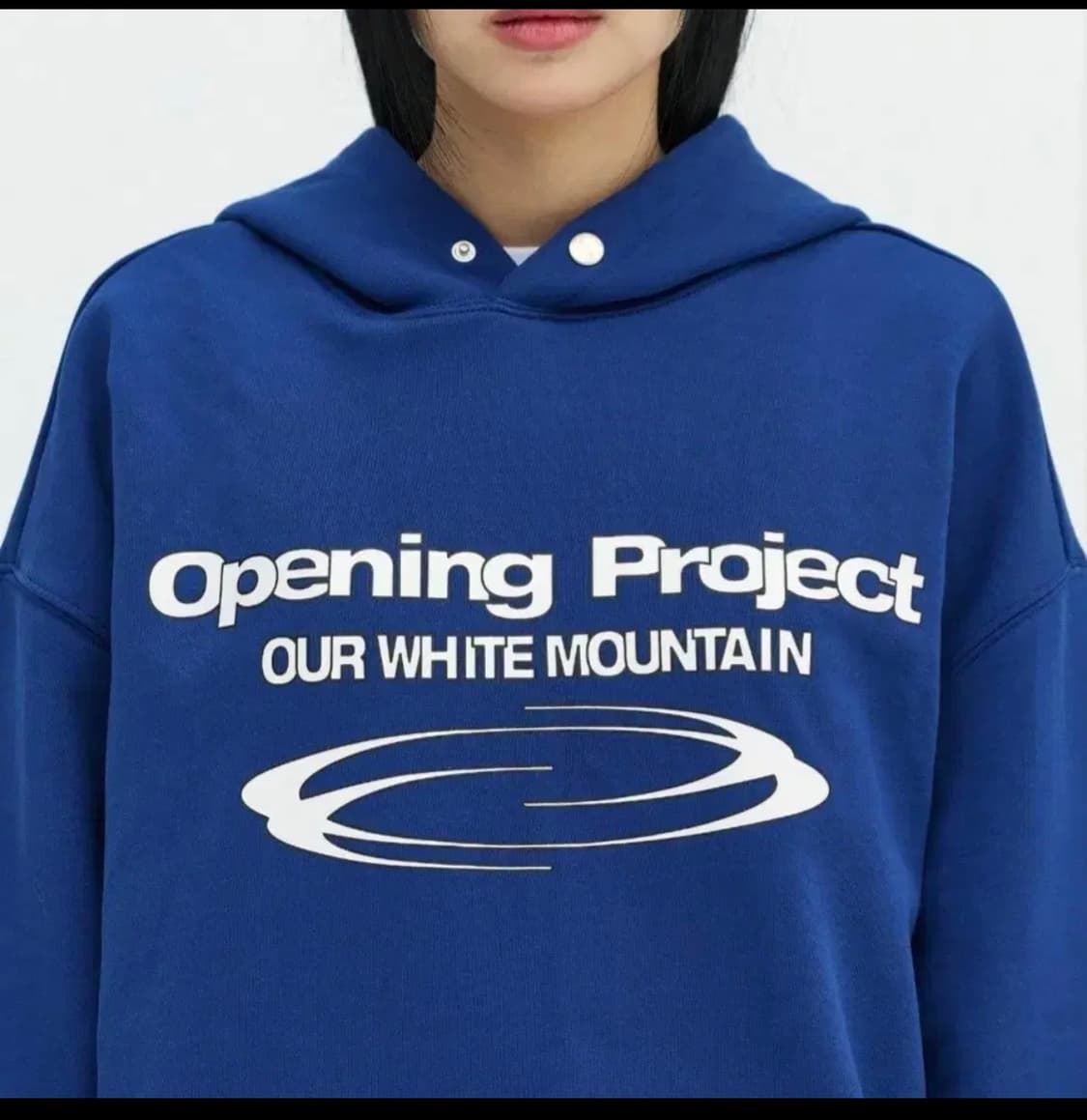 오프닝 프로젝트 블루 후드티 상품이미지1